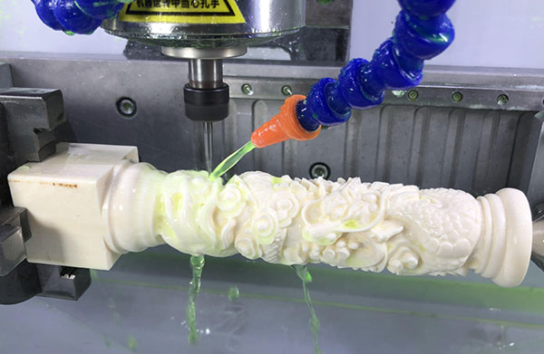 哪臺玉石雕刻機更適合雕刻玉石的工具？